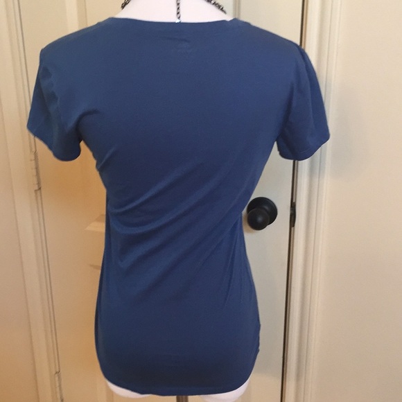 NWOT Izod T-shirt - Picture 4 of 8